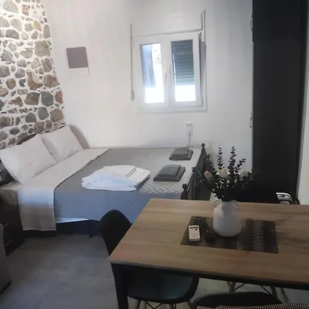 Markos House 2